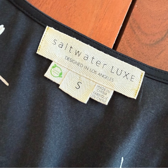 Saltwater LUXE Black Floral Peplum Blouse - Picture 3 of 8